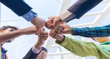 How Nonprofits Can Tap into Emerging Corporate Volunteering Trends_1133237819